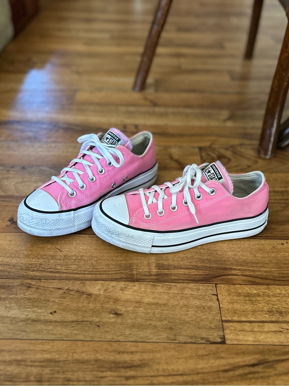 Converse Chuck Taylor All Star Lift Platform Low Oops Pink Women’s 8